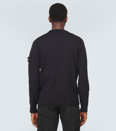 Stone Island Round-neck Jumper With Embossed Stitching In Black
