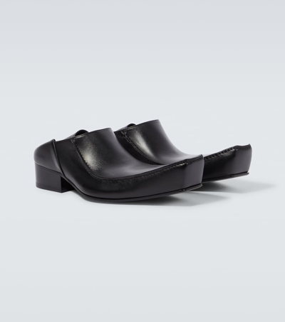 Shop Balenciaga Romeo Leather Slippers In Black