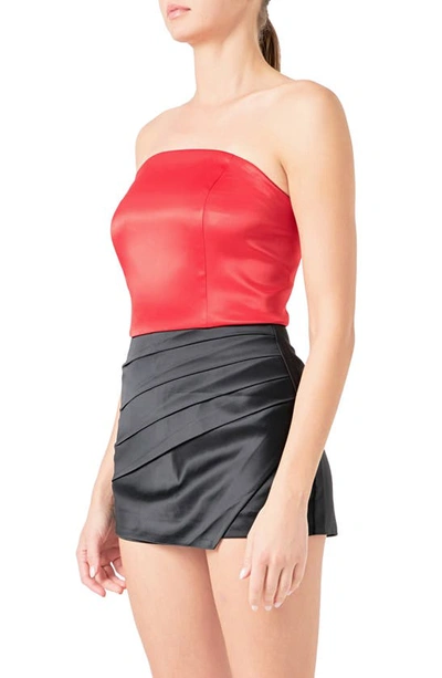 Endless Rose Satin Strapless Curved Top In Red In Red