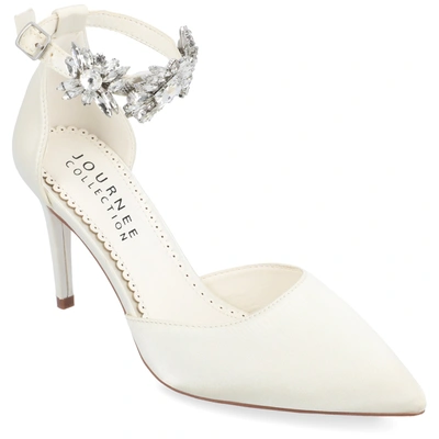 Journee Collection Collection Women's Loxley Pump In White