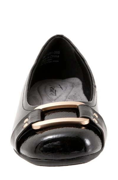Trotters Sizzle Signature Flat In Black Patent