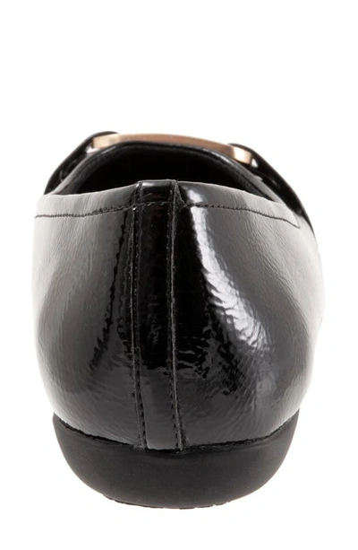 Trotters Sizzle Signature Flat In Black Patent