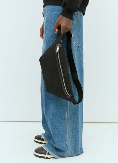 Shop Gucci Men Jumbo Gg Belt Bag In Black