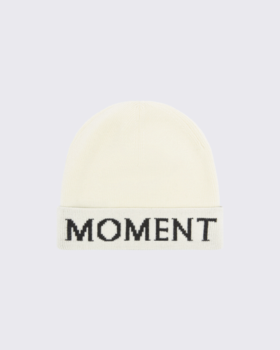 Shop Perfect Moment Pm Merino Wool Beanie Onesize In Snow-white