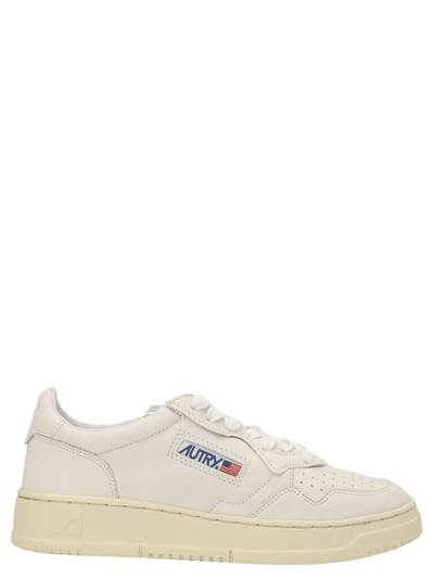 Shop Autry 01' Sneakers In White