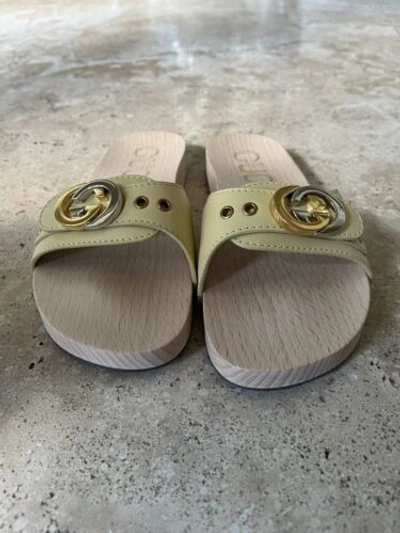 Pre-owned Gucci Unisex  Gg Interlocking Wooden Sandals Men's Size 5/women 7 In White
