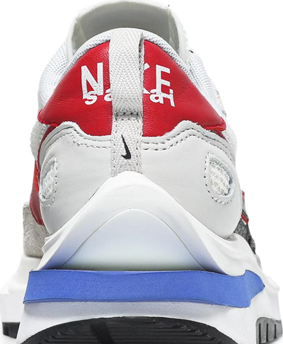 Pre-owned Nike Vaporwaffle Sacai Sail Bone White Royal Blue Fuchsia Red Cv1363-100 Mens 15
