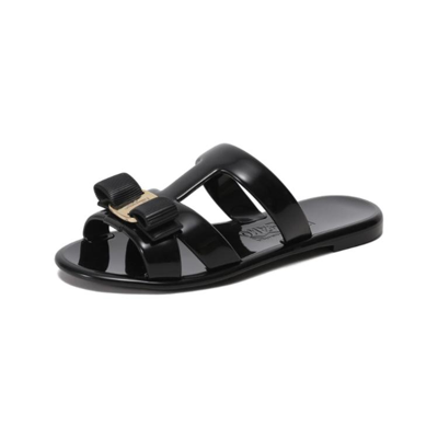 Ferragamo Lylia Vara Bow Flip Flips In Black