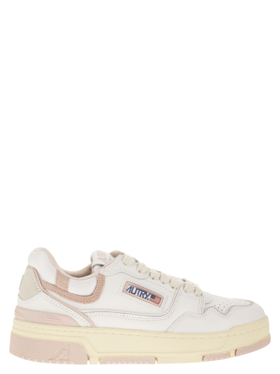 Shop Autry Clc - Womens Low Sneaker In White/pink