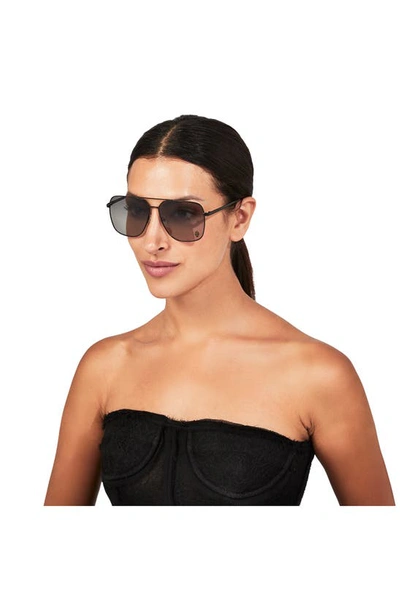 Kurt Geiger 61mm Gradient Aviator Sunglasses In Black/ Gray Gradient