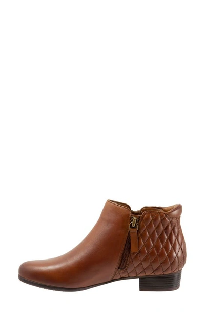 Trotters Major Bootie In Luggage Quilted