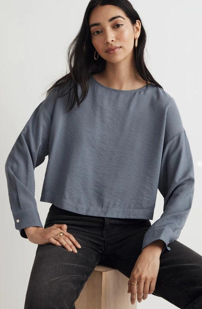 Shop Madewell Relaxed Tulip Back Crop Top In Sunfaded Indigo