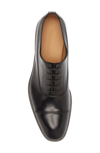 Ferragamo Riley Leather Oxford In Nero New Biscotto