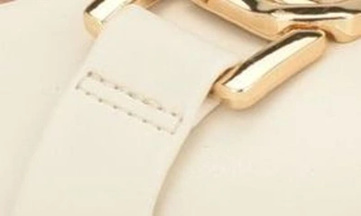 Tommy Hilfiger Gallyne Flat In Ivory