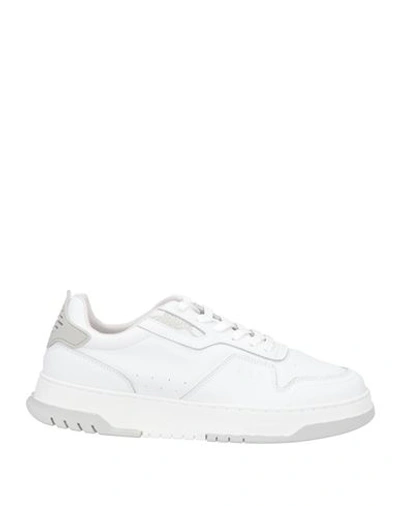 Shop Blauer Man Sneakers White Size 8 Leather