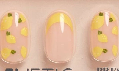 Shop Glamnetic Short Round Press-on Nails Set In Limoncello