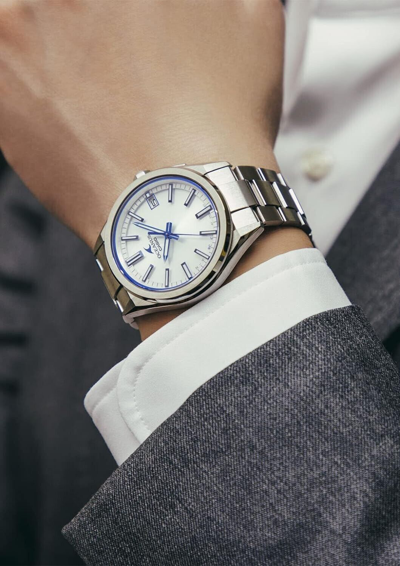 Pre-owned Casio Oceanus Ocw-t200s-7ajf Elegant Bluetooth Solar White Dial Men Watch