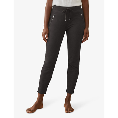 Shop The White Company Zip-pocket Slim-fit Organic-cotton Jogging Bottom In Black