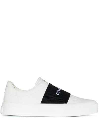 Shop Givenchy Sneaker In White