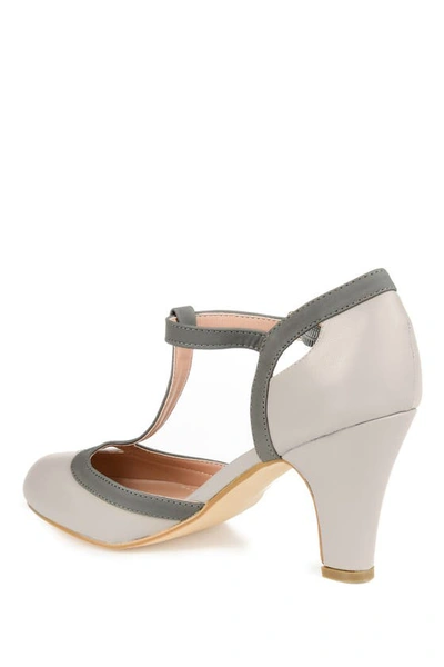 JOURNEE COLLECTION JOURNEE COLLECTION OLINA T-STRAP PUMP 