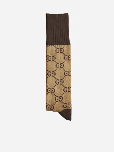 Shop Gucci Gg Logo Cotton-blend Socks In Beige,dark Brown
