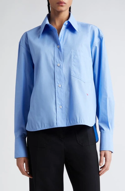 Shop Victoria Beckham Crop Organic Cotton Poplin Button-up Shirt In Oxford Blue