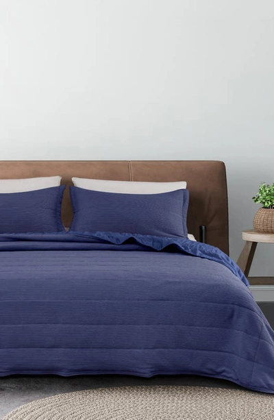 Woven & Weft Textured Quilt In Navy