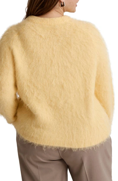 Madewell Brushed V-neck Sweater In Heather Lemon