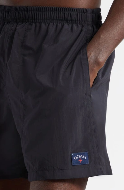 Noah Classic Swim Trunks In Black