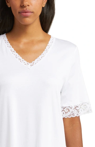 Hanro Moments Short Sleeve V-neck Cotton Nightgown In 101 - White