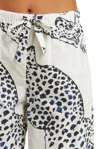 Desmond & Dempsey The Jag Printed Cotton Pyjama Set In Jag Cream