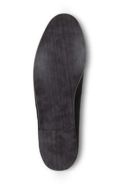 Bypaige Needlepoint Bee Flat In Black