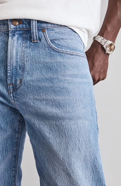 Shop Madewell Relaxed Taper Jeans In Mainshore Wash