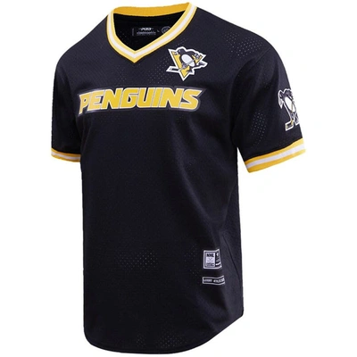 Shop Pro Standard Black Pittsburgh Penguins Classic Mesh V-neck T-shirt
