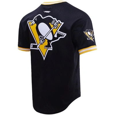 Shop Pro Standard Black Pittsburgh Penguins Classic Mesh V-neck T-shirt
