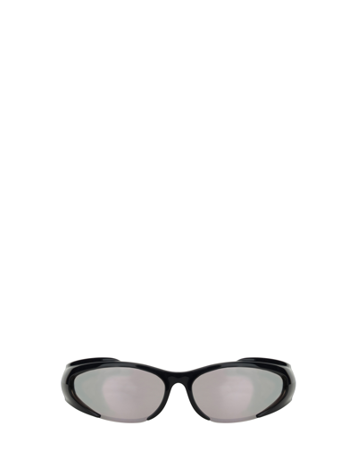 Shop Balenciaga Reverse Xpander Sunglasses In Black/mirrorsilver