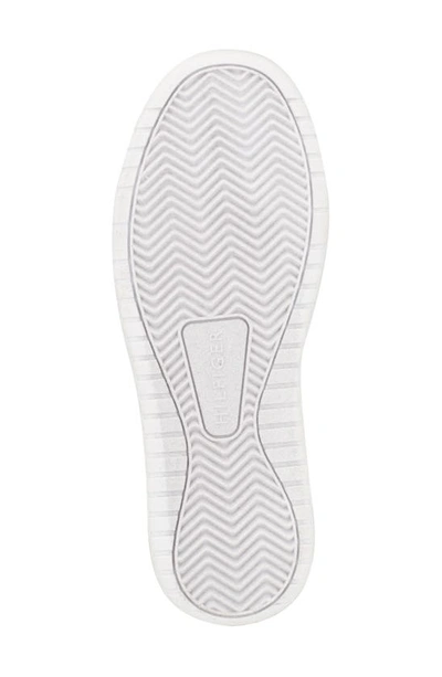 Tommy Hilfiger Twigye Sneaker In White/ Red