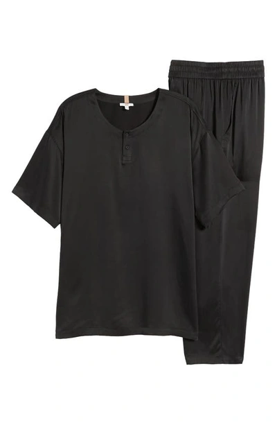 Shop Lunya Washable Silk Henley Pajamas In Immersed Black