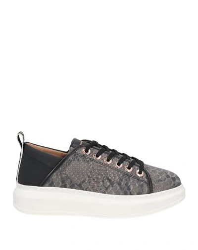 Shop Alexander Smith Woman Sneakers Grey Size 6 Leather