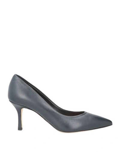 Shop The Seller Woman Pumps Midnight Blue Size 7.5 Soft Leather