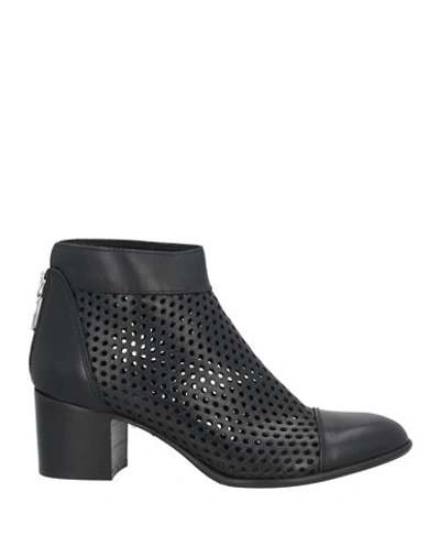 Shop Baldinini Woman Ankle Boots Black Size 6 Calfskin
