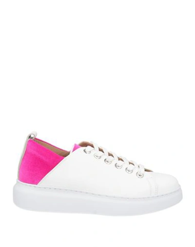 Shop Crown Woman Sneakers White Size 6 Soft Leather, Textile Fibers