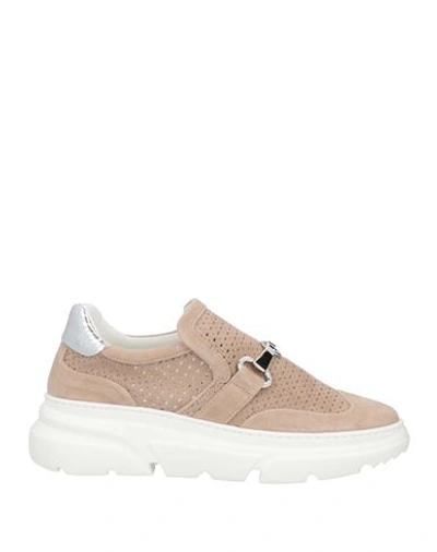 Shop Stokton Woman Sneakers Dove Grey Size 10 Soft Leather