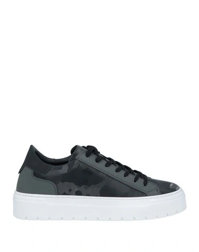 Shop Paul Pierce Man Sneakers Grey Size 9 Leather, Textile Fibers