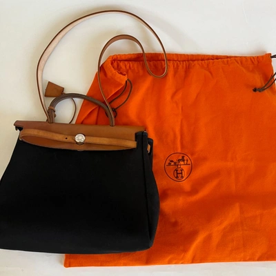 Pre-owned Hermes Hermès Natural Vache Hunter And Black Toile Herbag Zip 31 Palladium Hardware