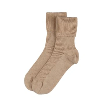 Shop Rosie Sugden Soft Beige Cashmere Bed Socks In Neturals