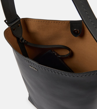 Shop Max Mara Archetipo Large Leather Shoulder Bag In Black