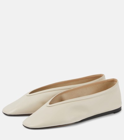 Shop Le Monde Beryl Luna Leather Slippers In Neutrals