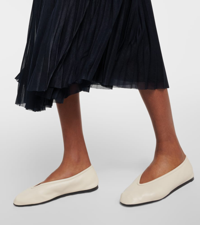 Shop Le Monde Beryl Luna Leather Slippers In Neutrals