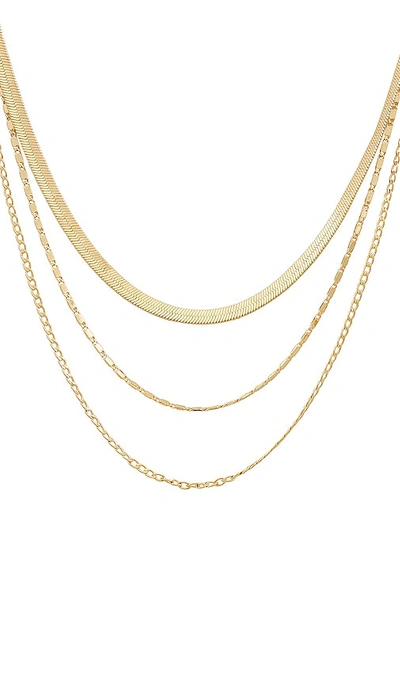 Shop Shashi Mikaela Necklace In 金色